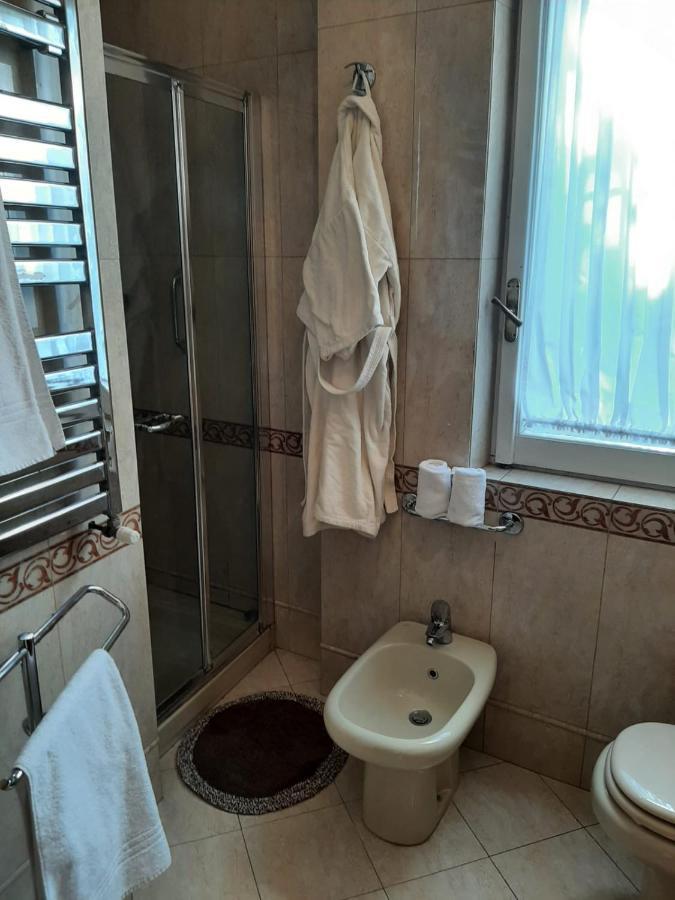 Mary Grace House Appartement Rome Buitenkant foto
